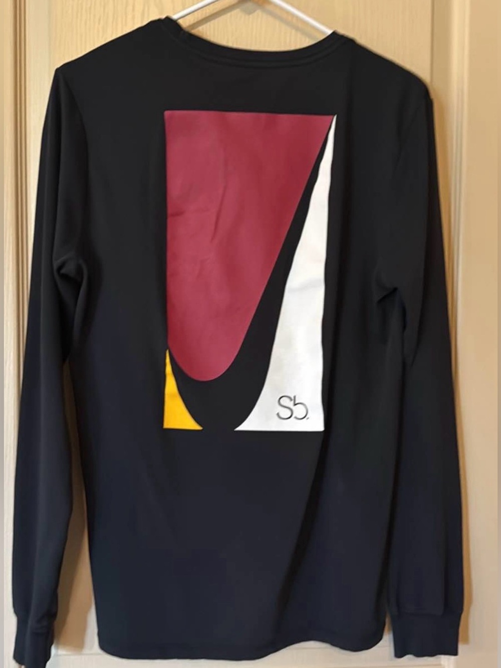Nike SB MEN'S medium long sleeve T-shirt excellent condition